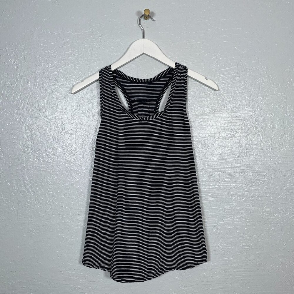 Lululemon Women 6 Black White Stripe Love Tank Pleated Racerback Athleisure